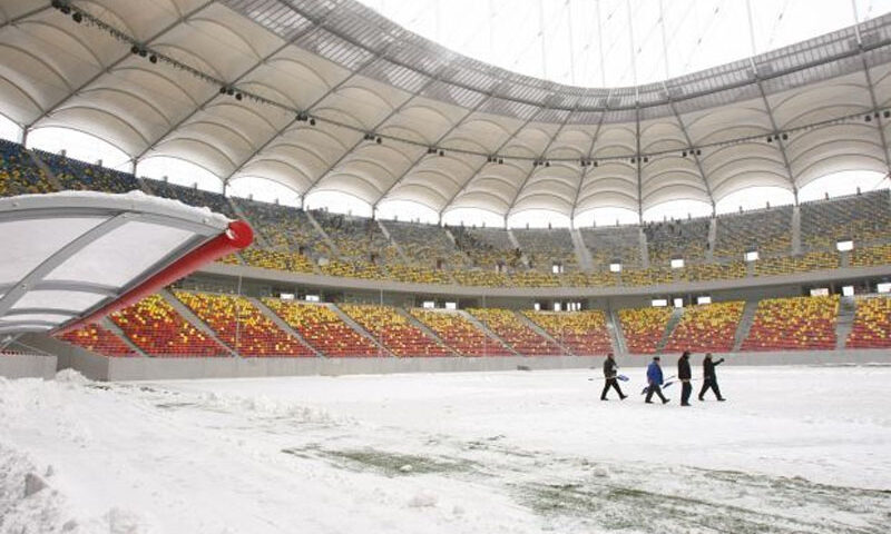 Arena Naţională, deszăpezită cu deţinuţii